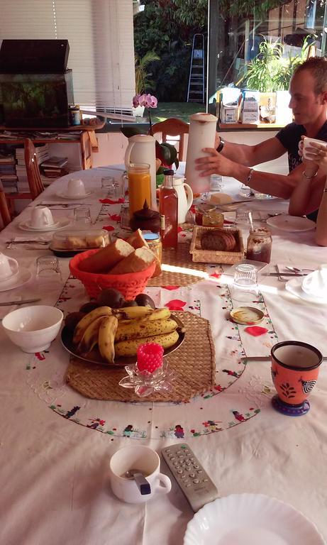 Bed and Breakfast Chez Mamie Les Avirons Exterior foto