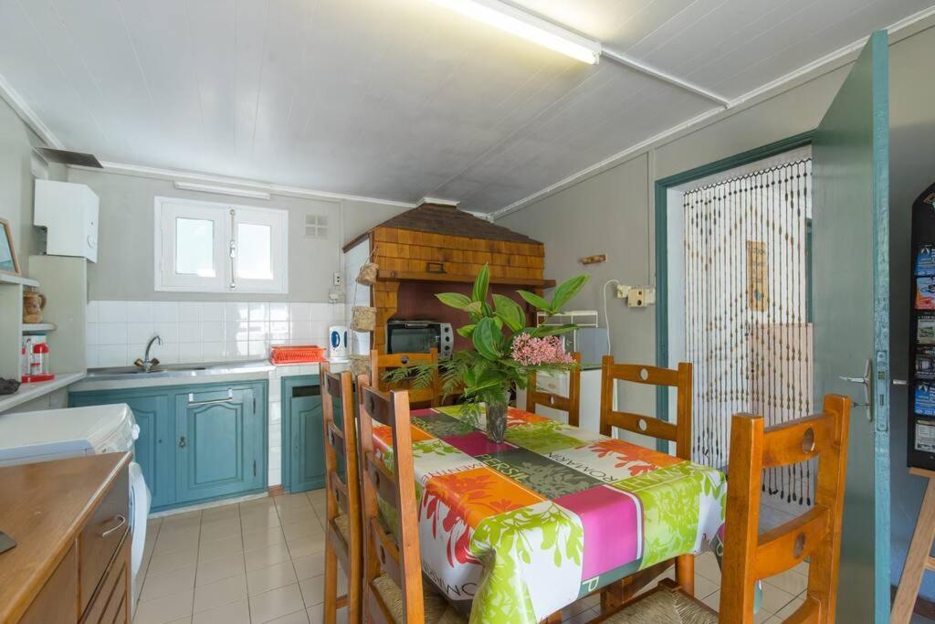 Bed and Breakfast Chez Mamie Les Avirons Exterior foto